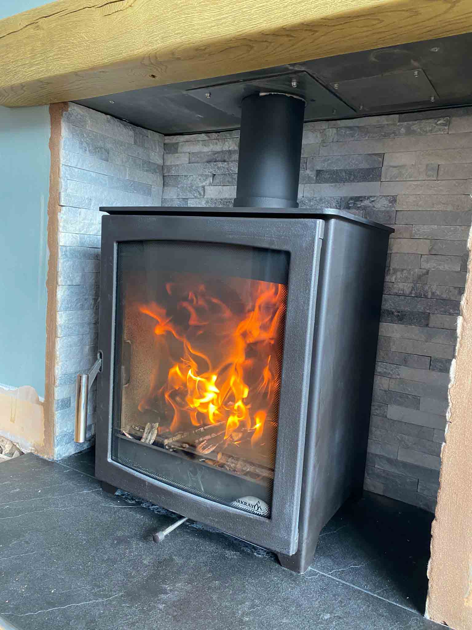 Cast-iron multi-fuel stove